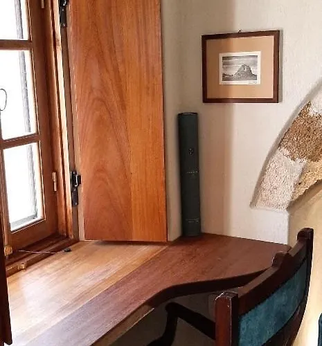 Monovasia Tholos Hammam モネンバシア