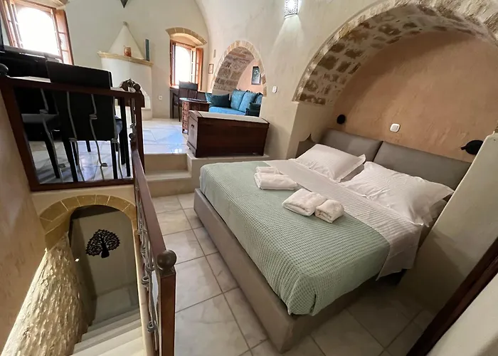 בית נופש Monovasia Tholos Hammam מונמבאסיה