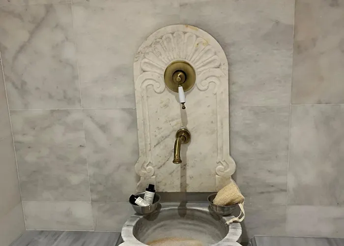 Monovasia Tholos Hammam 別荘